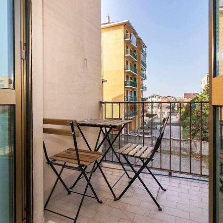 Appartamento A Pochi Passi Dalla Stazione Comodo A Coppie E Famiglie, Casa Ferrucci Collegno Eksteriør billede